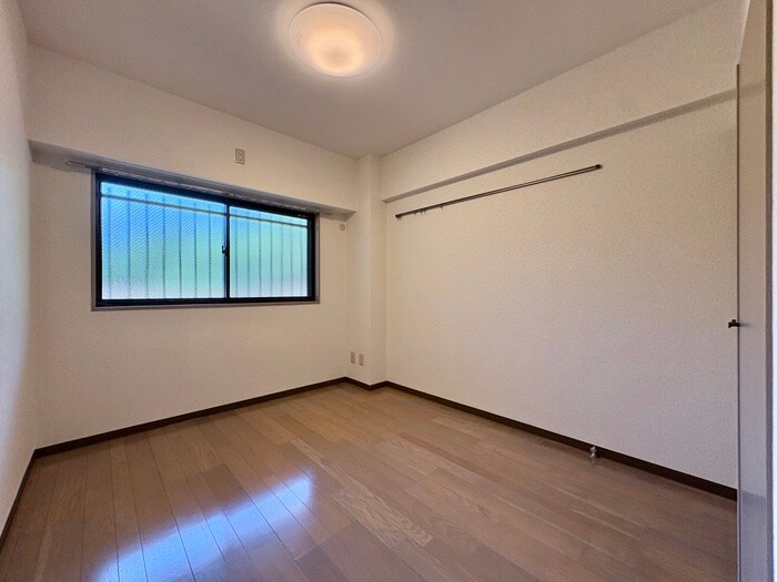 物件内観写真17　(居室)