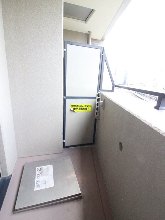 物件内観写真16　(ベランダ・バルコニー)