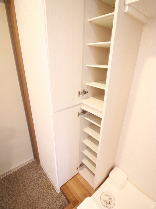 物件内観写真18　(靴箱)