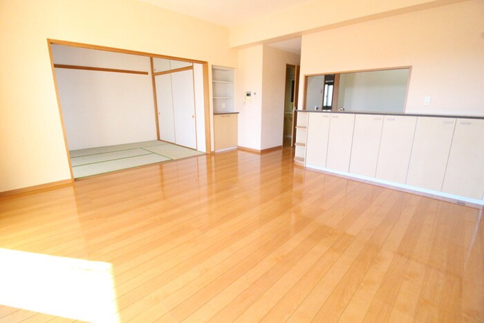 物件内観写真10　(居室)