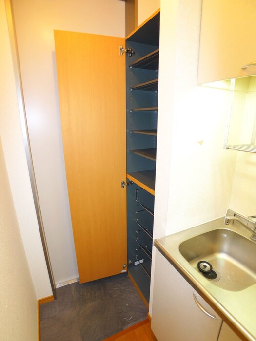 物件内観写真18　(靴箱)