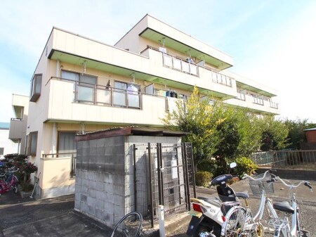 四谷マンション　Ｂ棟外観写真