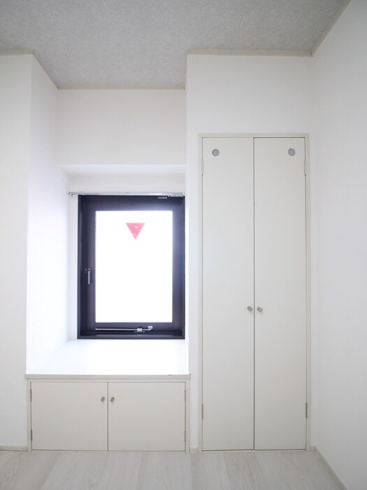 物件内観写真10　(収納)