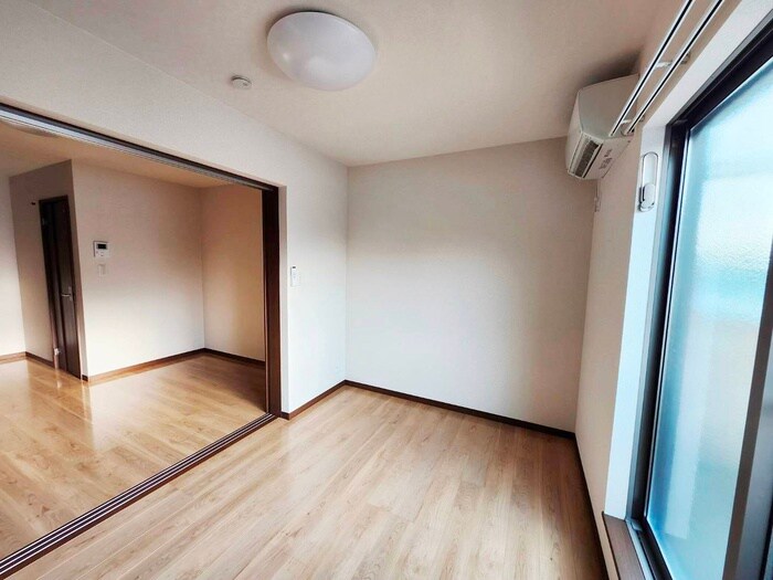 物件内観写真8　(居室)