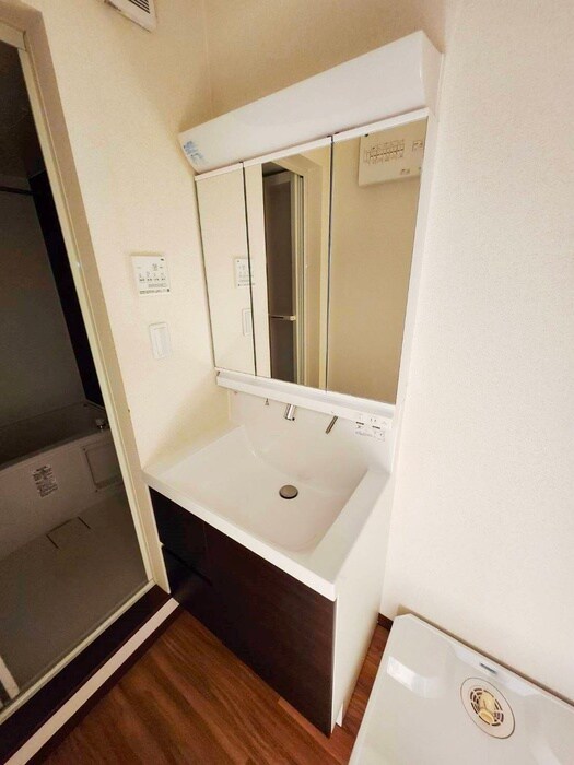 物件内観写真13　(洗面)