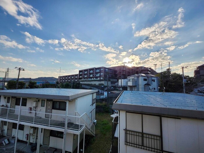 物件内観写真22　(室内からの展望)