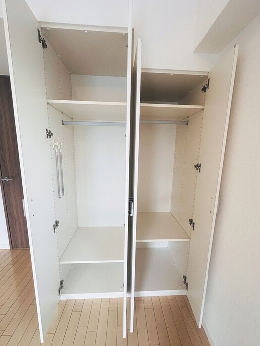 物件内観写真10　(収納)