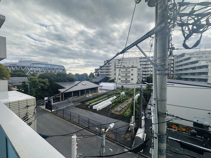 物件内観写真22　(室内からの展望)