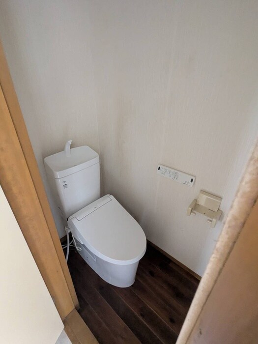 物件内観写真17　(トイレ)