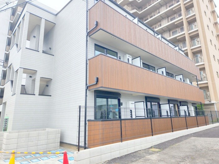 物件外観写真2　(外観写真)