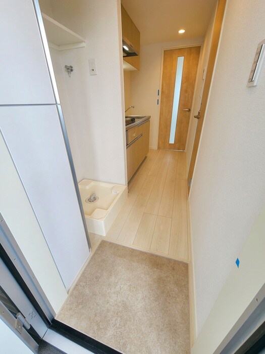 物件内観写真16　(玄関)