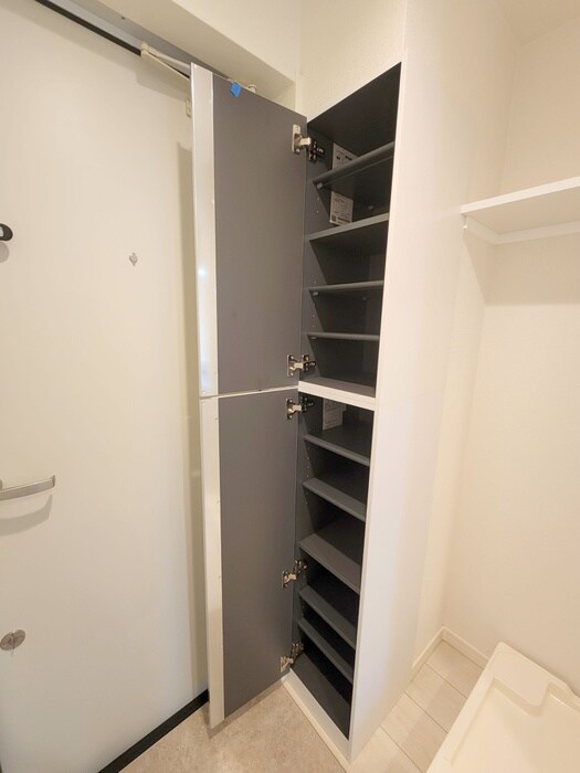 物件内観写真19　(靴箱)