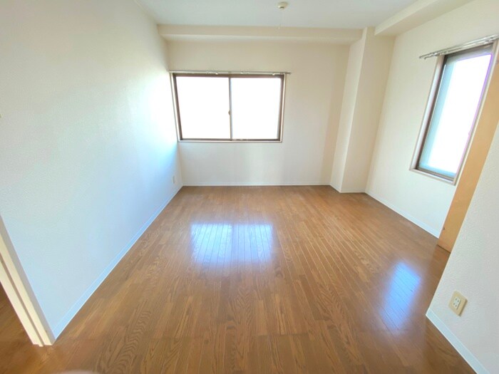 物件内観写真10　(居室)
