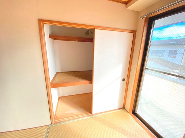 物件内観写真15　(収納)