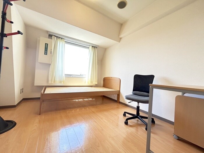 物件内観写真10　(居室)