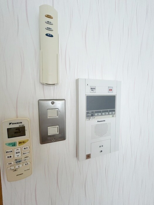 物件内観写真19　(居室)