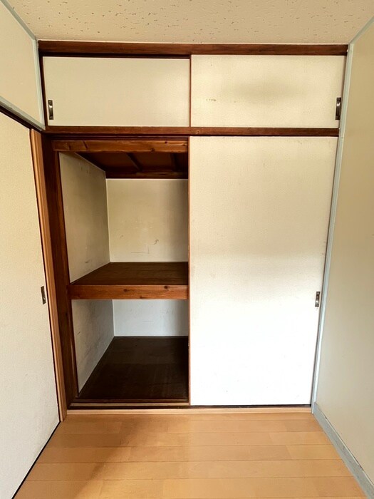 物件内観写真15　(収納)