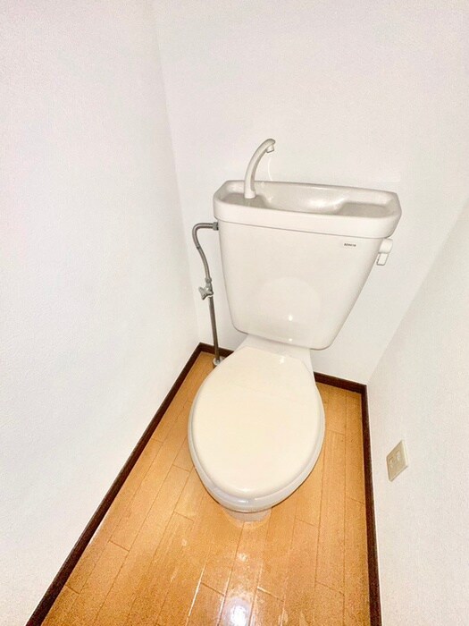 物件内観写真10　(トイレ)