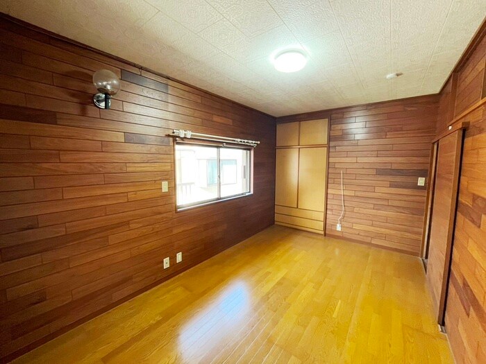 物件内観写真8　(居室)