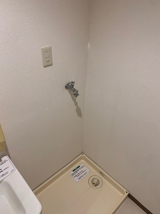 物件内観写真20　(洗濯機置場)