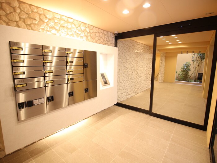 物件外観写真4　(建物設備)