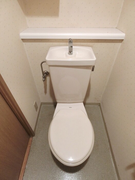 物件内観写真12　(トイレ)