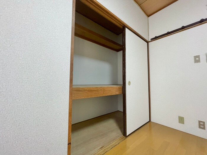 物件内観写真11　(収納)
