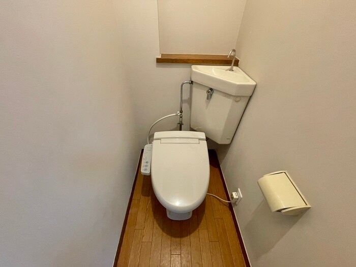 物件内観写真12　(トイレ)