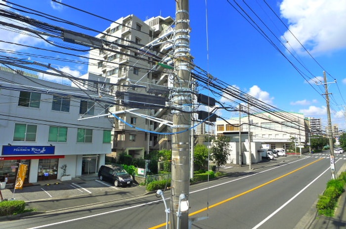 物件内観写真13　(室内からの展望)