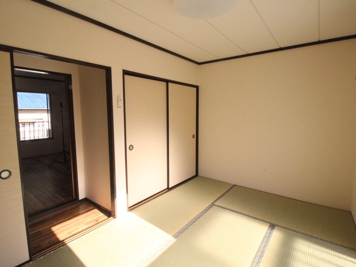 物件内観写真9　(居室)