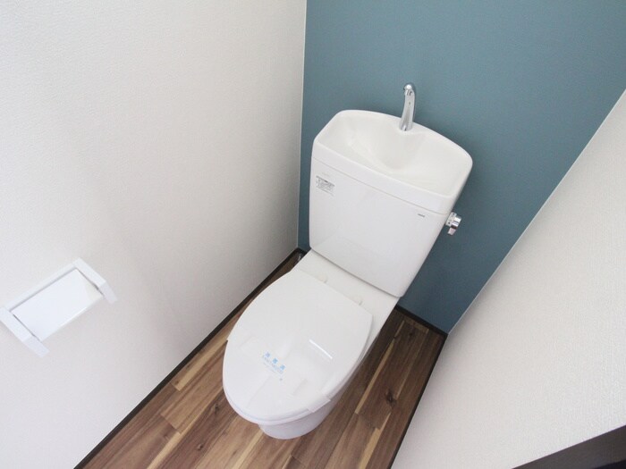 物件内観写真12　(トイレ)