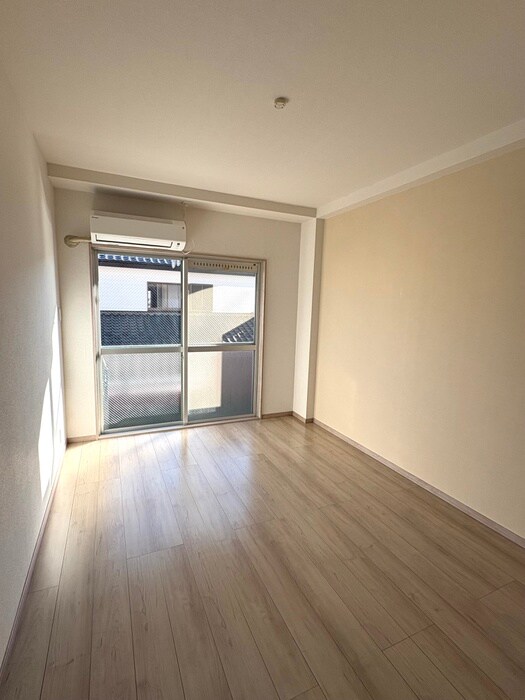 物件内観写真13　(居室)