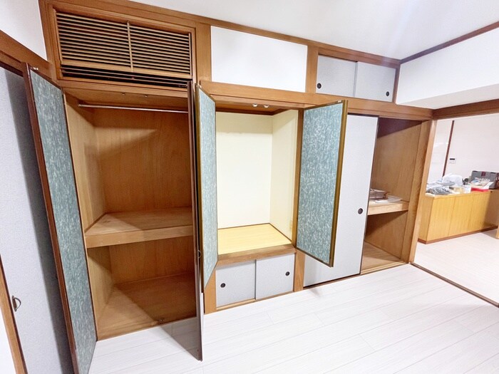 物件内観写真10　(収納)