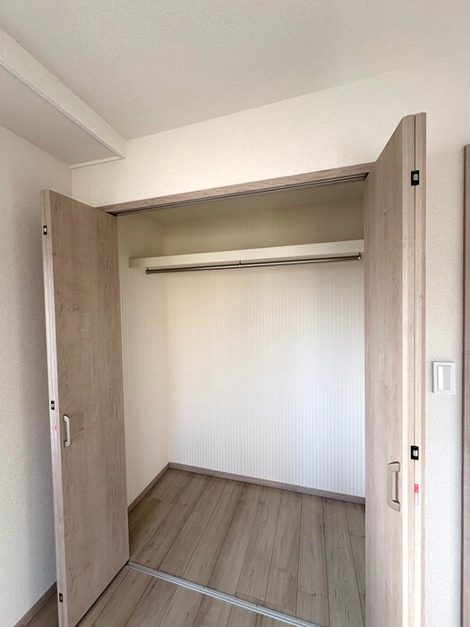 物件内観写真6　(収納)