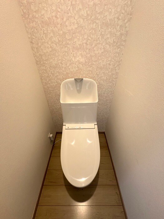 物件内観写真9　(トイレ)