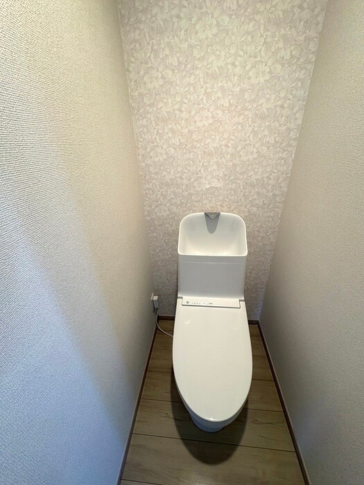 物件内観写真11　(トイレ)