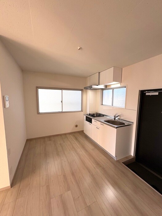 物件内観写真17　(内観写真)