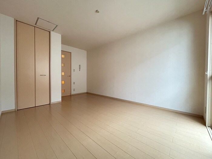 物件内観写真4　(居室)