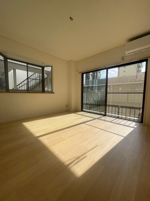 物件内観写真6　(居室)