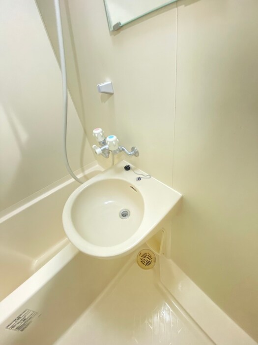 物件内観写真11　(洗面)