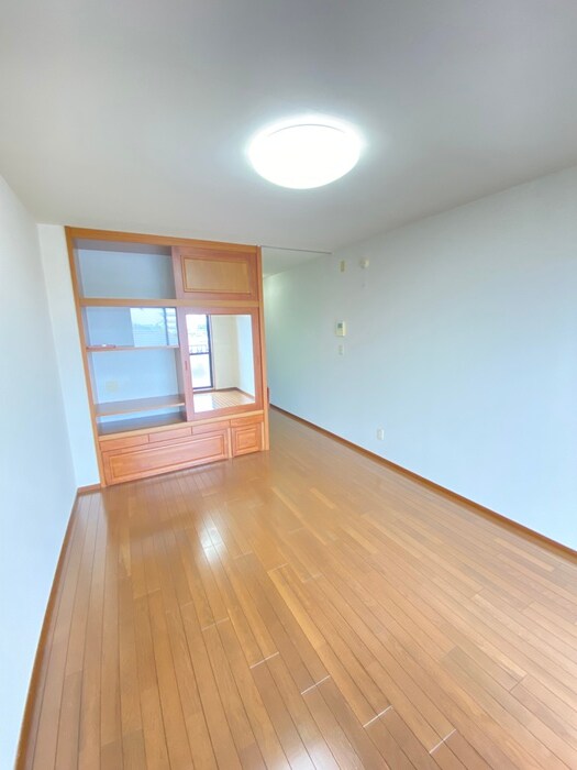 物件内観写真16　(居室)