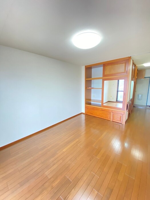 物件内観写真18　(居室)