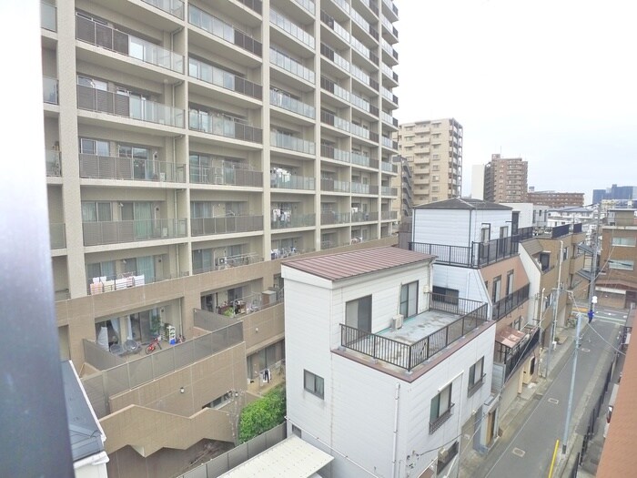 物件内観写真22　(室内からの展望)