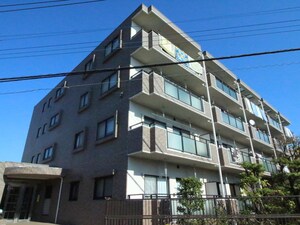 プリムロ－ズ東越谷外観写真