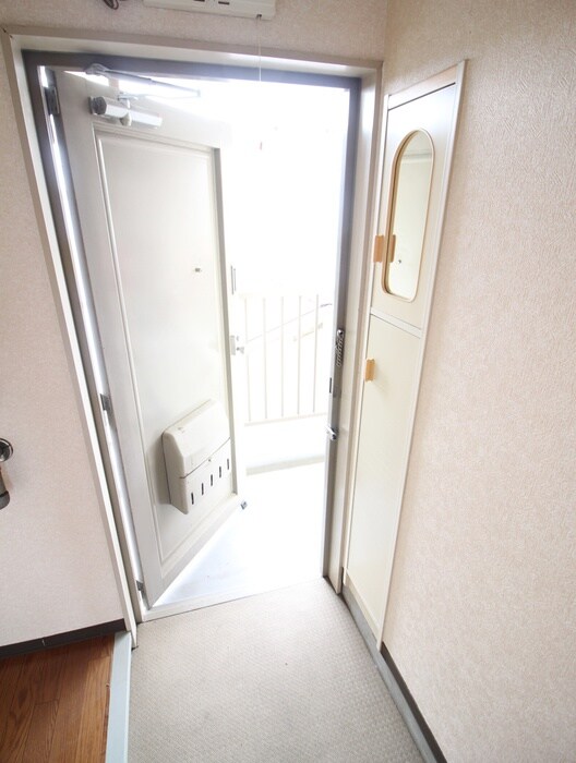 物件内観写真20　(玄関)