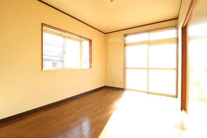 物件内観写真8　(居室)