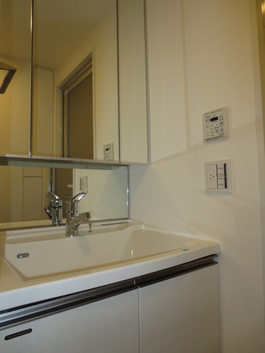 物件内観写真12　(洗面)