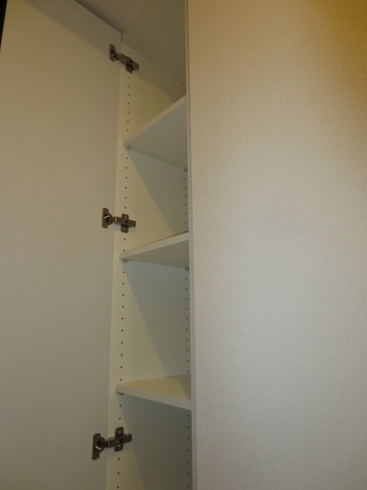 物件内観写真15　(収納)