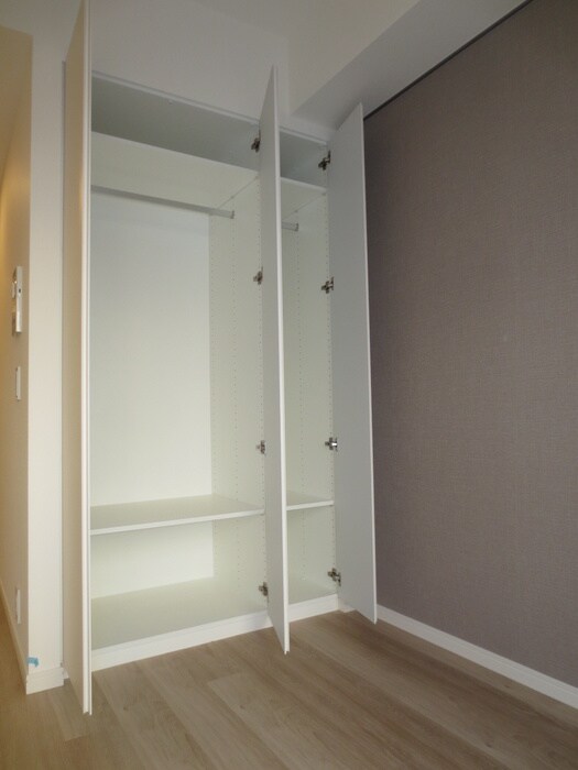 物件内観写真16　(収納)