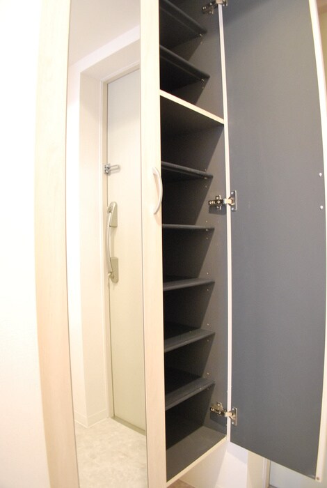 物件内観写真8　(靴箱)